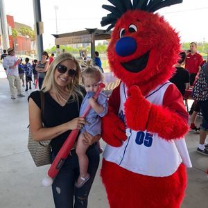 Meet your Posher, Serena